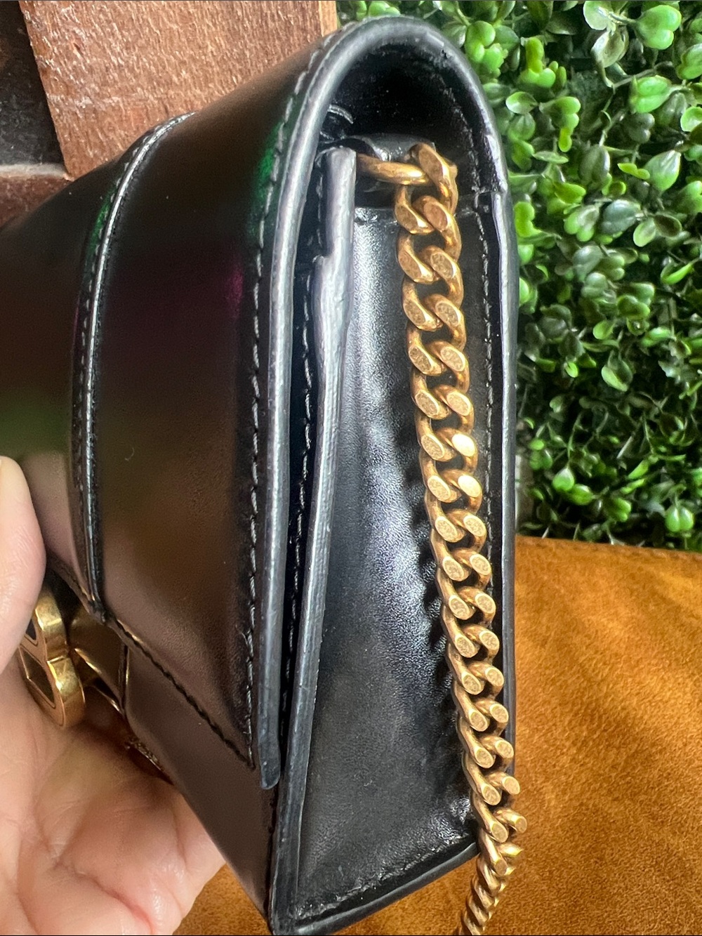BALENCIAGA Hourglass Crossbody /Antique Gold Chain In Black Calfskin Leather NWT - Picture 9 of 16